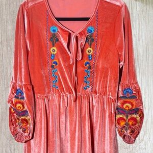 2x velvet embroidered tunic